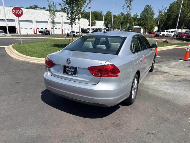 2014 Volkswagen Passat 1.8T Wolfsburg Edition