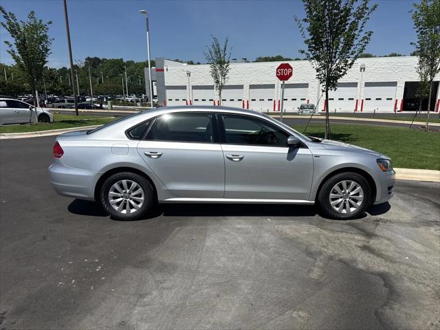 2014 Volkswagen Passat 1.8T Wolfsburg Edition