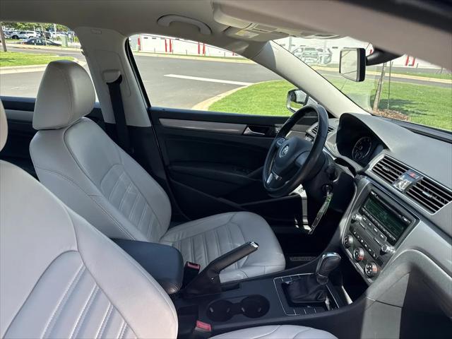 2014 Volkswagen Passat 1.8T Wolfsburg Edition