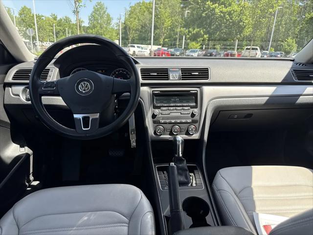2014 Volkswagen Passat 1.8T Wolfsburg Edition