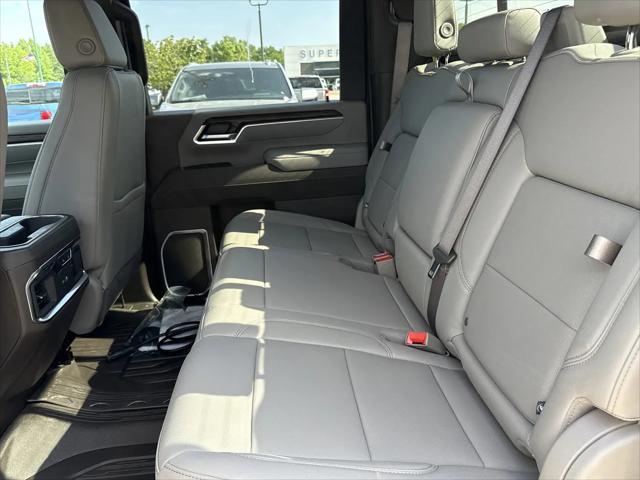 2026 GMC Sierra 2500HD Crew Cab, Standard Bed, SLT, 4WD