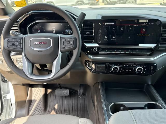 2026 GMC Sierra 2500HD Crew Cab, Standard Bed, SLT, 4WD