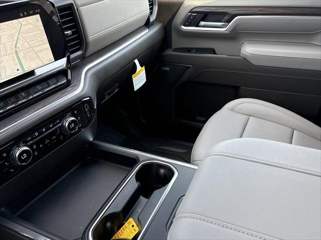 2026 GMC Sierra 2500HD Crew Cab, Standard Bed, SLT, 4WD