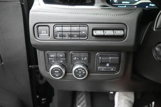 2024 GMC Yukon XL 4WD Denali