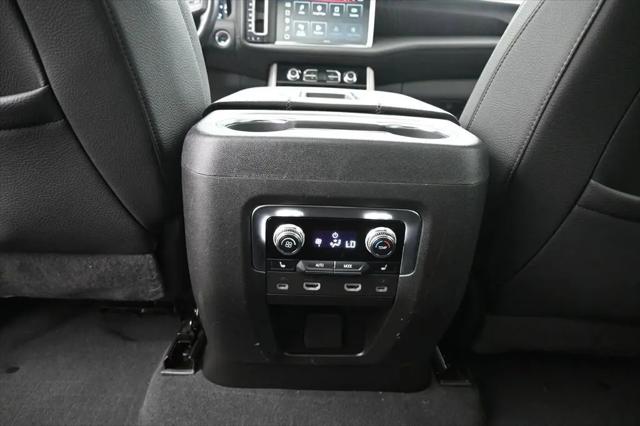 2024 GMC Yukon XL 4WD Denali