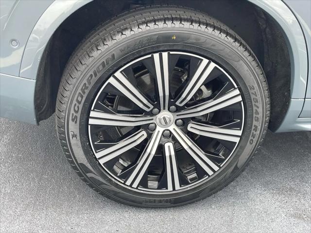 2023 Volvo XC90 B5 Plus