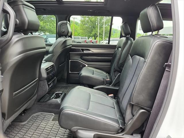 2024 Jeep Wagoneer Series II Carbide 4x4
