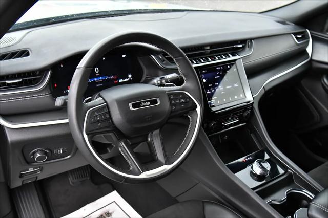 2024 Jeep Grand Cherokee L Altitude 4x4