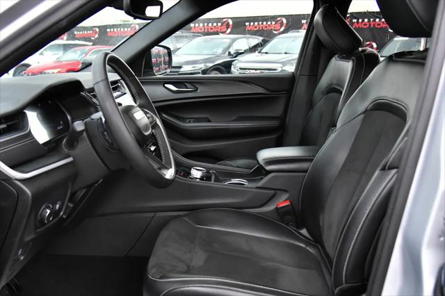 2024 Jeep Grand Cherokee L Altitude 4x4
