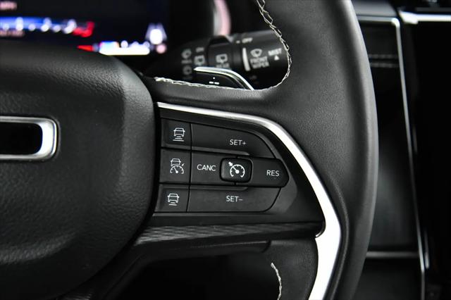 2024 Jeep Grand Cherokee L Altitude 4x4