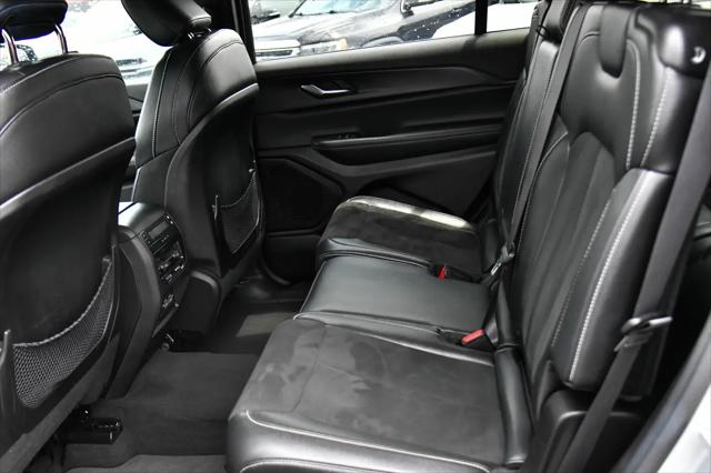 2024 Jeep Grand Cherokee L Altitude 4x4