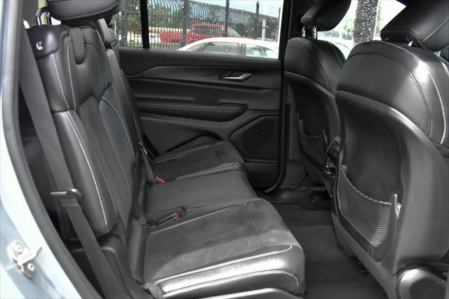 2024 Jeep Grand Cherokee L Altitude 4x4
