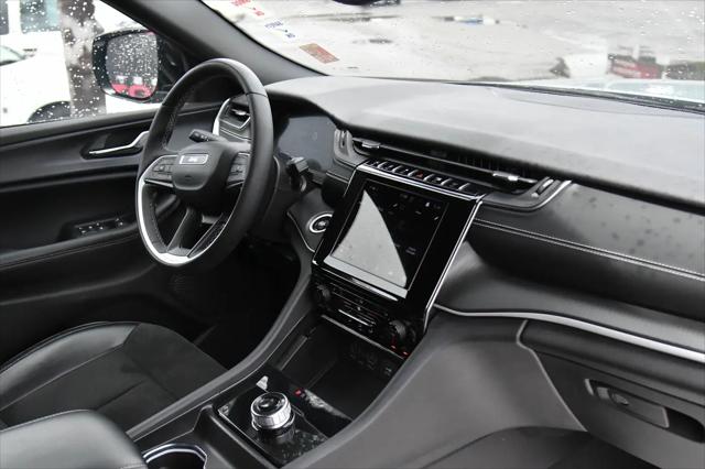 2024 Jeep Grand Cherokee L Altitude 4x4