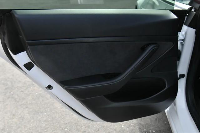 2020 Tesla Model 3 Standard Range Rear-Wheel Drive
