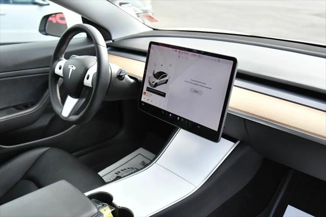 2020 Tesla Model 3 Standard Range Rear-Wheel Drive