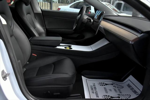 2020 Tesla Model 3 Standard Range Rear-Wheel Drive