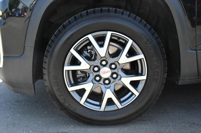 2023 GMC Acadia AWD SLT