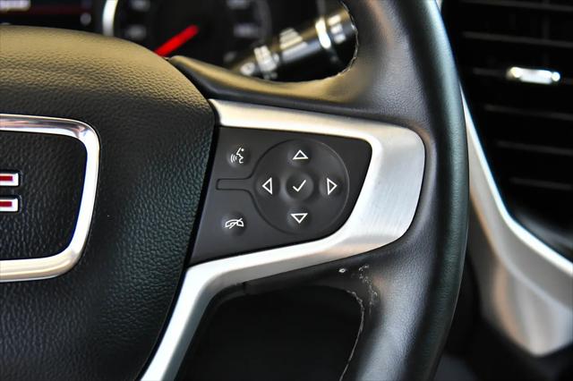 2023 GMC Acadia AWD SLT