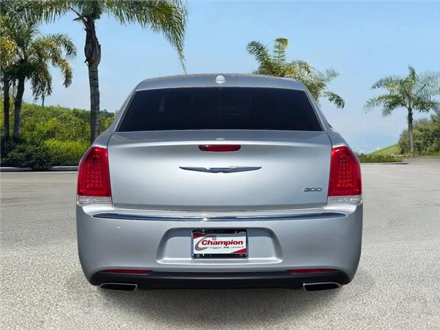 2023 Chrysler 300 Touring