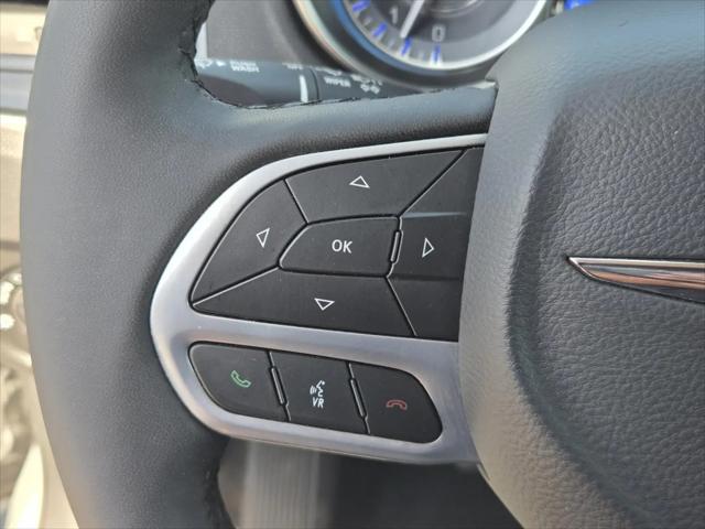 2023 Chrysler 300 Touring