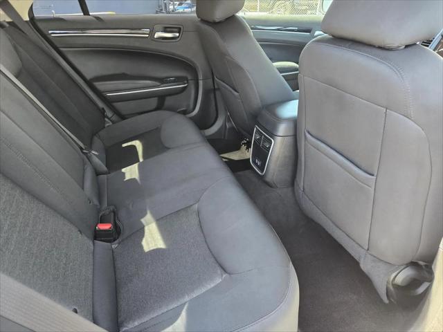 2023 Chrysler 300 Touring