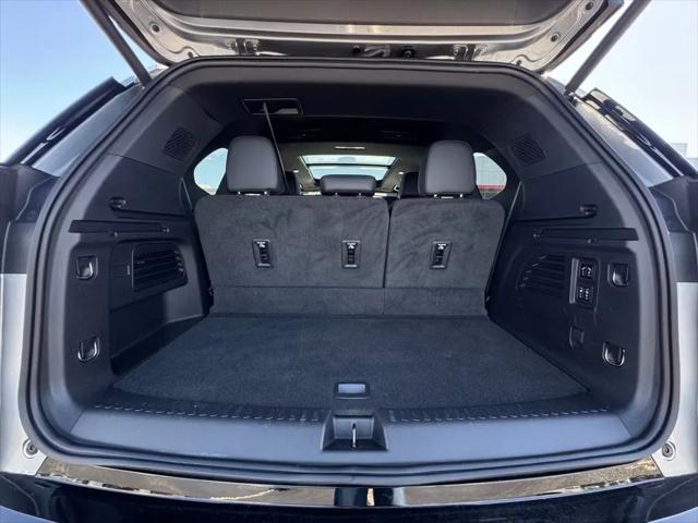 2024 GMC Acadia FWD Denali