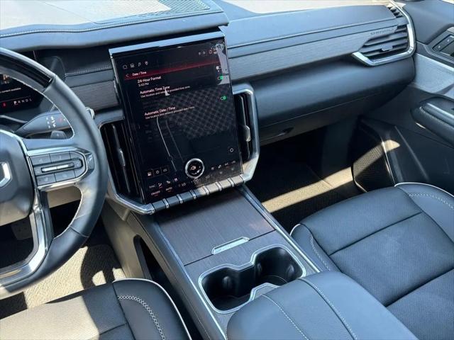 2024 GMC Acadia FWD Denali