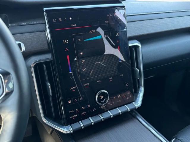 2024 GMC Acadia FWD Denali