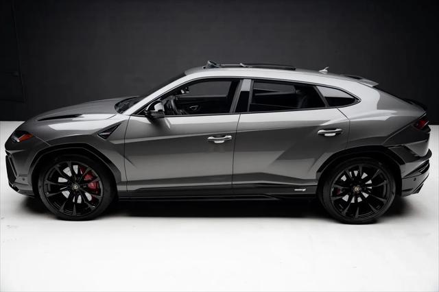 2023 Lamborghini Urus S