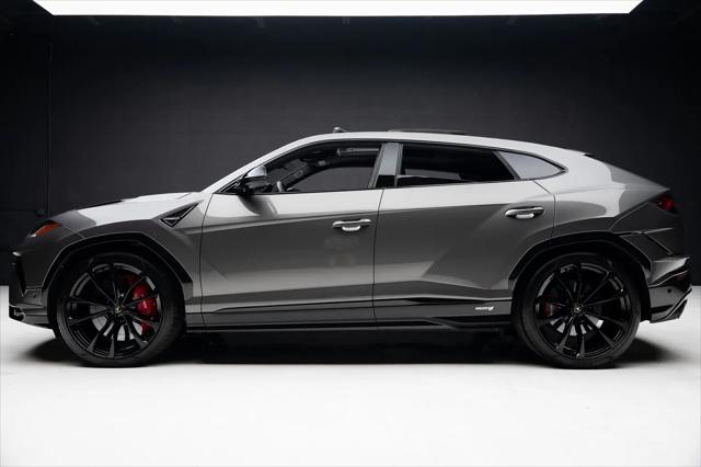 2023 Lamborghini Urus S