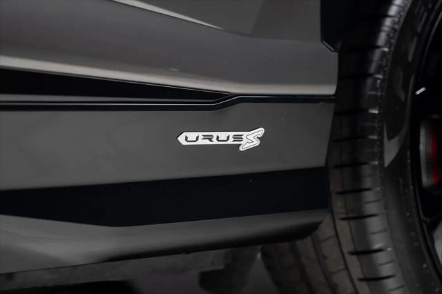 2023 Lamborghini Urus S
