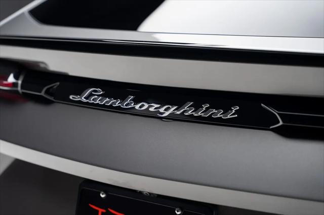 2023 Lamborghini Urus S