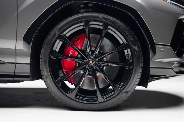 2023 Lamborghini Urus S