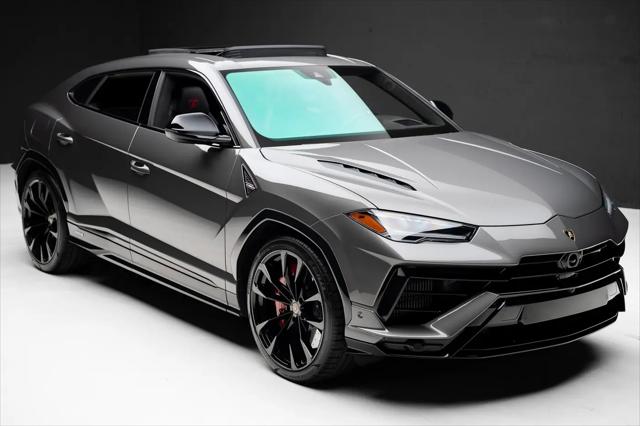 2023 Lamborghini Urus S