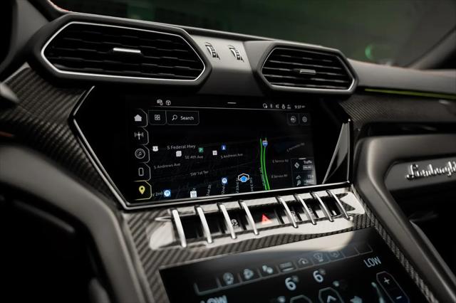 2023 Lamborghini Urus S