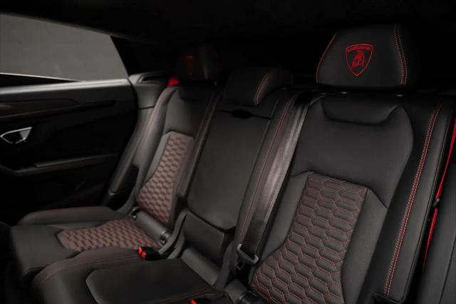 2023 Lamborghini Urus S