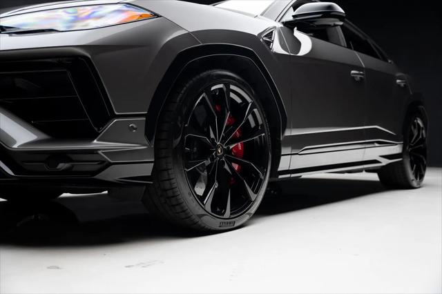 2023 Lamborghini Urus S