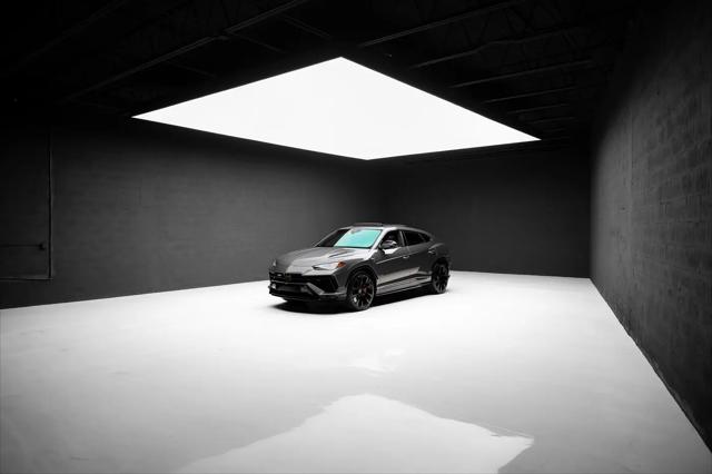 2023 Lamborghini Urus S