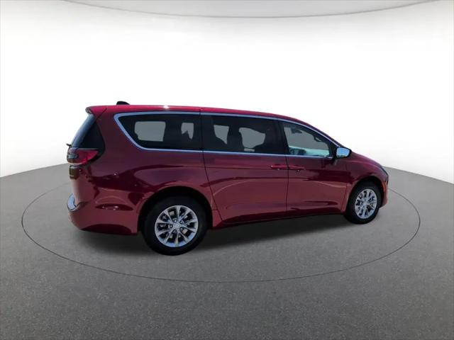 2027 Chrysler Pacifica Select AWD