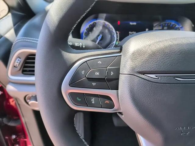 2027 Chrysler Pacifica Select AWD