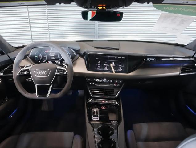 2024 Audi e-tron GT Prestige quattro