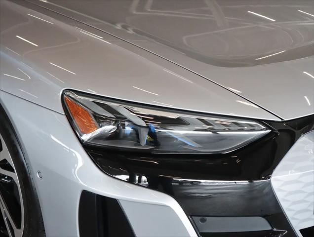 2024 Audi e-tron GT Prestige quattro