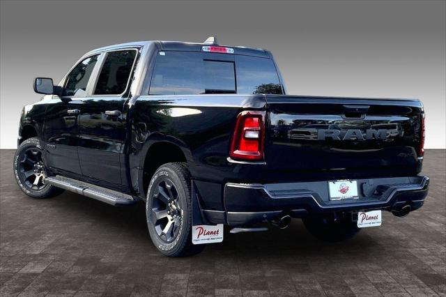 2026 RAM Ram 1500 RAM 1500 EXPRESS CREW CAB 4X4 57 BOX