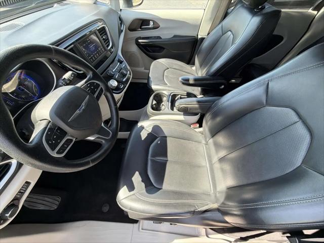 2021 Chrysler Voyager LXI