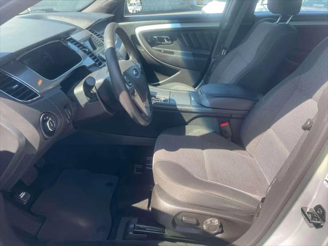 2017 Ford Taurus SEL