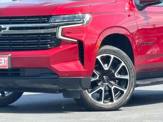 2022 Chevrolet Suburban 4WD RST