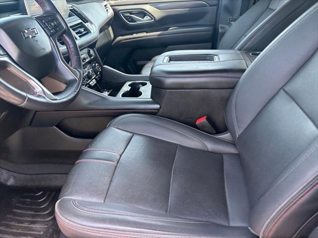 2022 Chevrolet Suburban 4WD RST