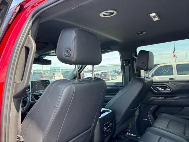 2022 Chevrolet Suburban 4WD RST