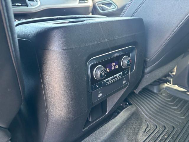 2022 Chevrolet Suburban 4WD RST