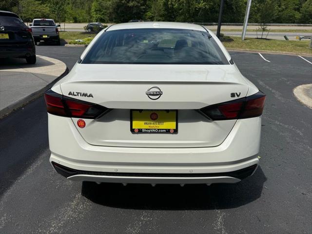 2024 Nissan Altima SV FWD